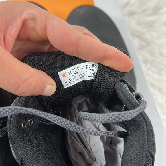 NIB Timberland womens Mt. Maddsen Mid Leather Waterproof Hiker Hiking Boot Black - Picture 9 of 9